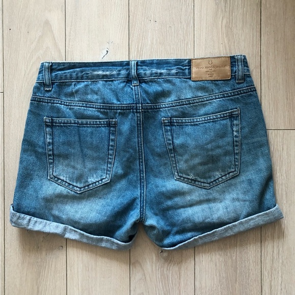 Vero Moda Jeans Rolled Up Hem Shorts Size 28 - Picture 3 of 14